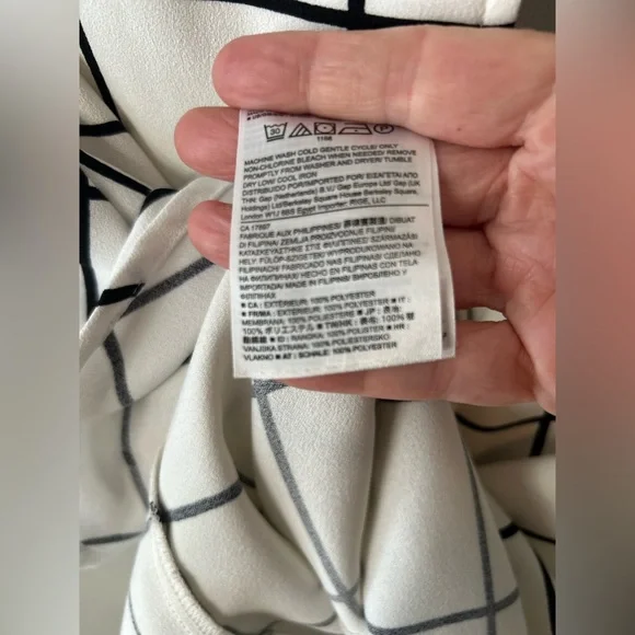 Banana Republic blouse - Picture 10 of 12